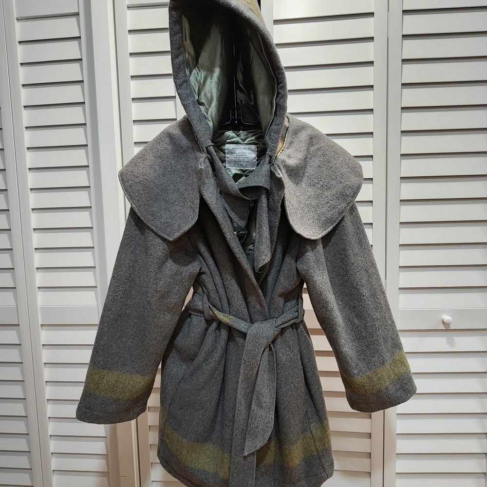 Elegant Gray Hooded Women's Cape Coat
